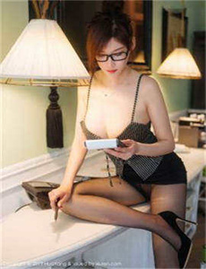 美丽的小蜜桃4中国版演唱者是谁-咖啡王子一号店演员表