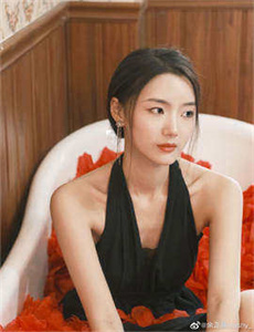一路向西百度影音bd-厨房挺进美妇市长雪臀
